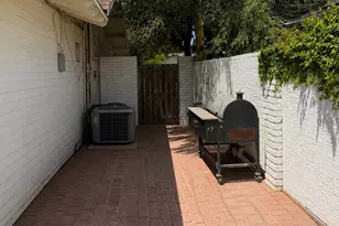 315 E Keim Dr, Phoenix, AZ 85012 - Photo 16