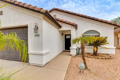 2010 E Aire Libre Avenue, Phoenix, AZ 85022 - Photo 2