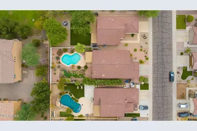 2010 E Aire Libre Avenue, Phoenix, AZ 85022 - Photo 24