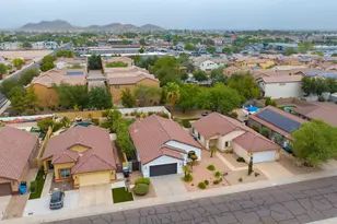 2010 E Aire Libre Ave, Phoenix, AZ 85022 - Photo 22