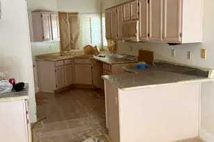 6425 E Redmont Dr, Mesa, AZ 85215 - Photo 10