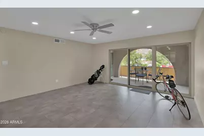 4727 E Lafayette Boulevard #303, Phoenix, AZ 85018 - Photo 12