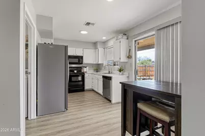 1510 W Wickieup Lane, Phoenix, AZ 85027 - Photo 12