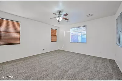 7060 S 7th Lane, Phoenix, AZ 85041 - Photo 2
