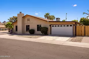 611 E Canterbury Ln, Phoenix, AZ 85022 - Photo 24