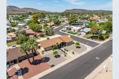 611 E Canterbury Lane, Phoenix, AZ 85022 - Photo 26
