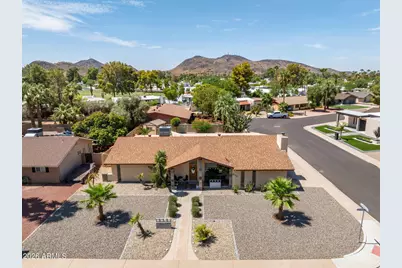 611 E Canterbury Lane, Phoenix, AZ 85022 - Photo 28