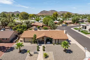 611 E Canterbury Ln, Phoenix, AZ 85022 - Photo 28