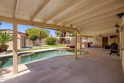 611 E Canterbury Lane, Phoenix, AZ 85022 - Photo 20