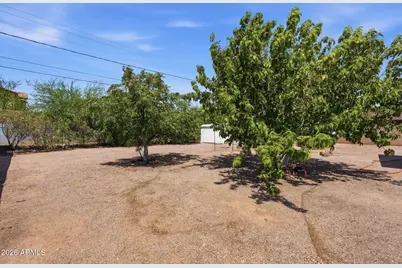 844 E Desert Avenue, Apache Junction, AZ 85119 - Photo 28