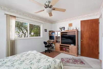 844 E Desert Avenue, Apache Junction, AZ 85119 - Photo 16