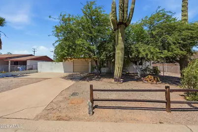 844 E Desert Avenue, Apache Junction, AZ 85119 - Photo 1