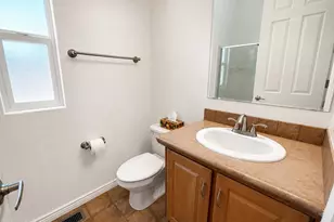 201 S Greenfield Rd, Mesa, AZ 85206 - Photo 16