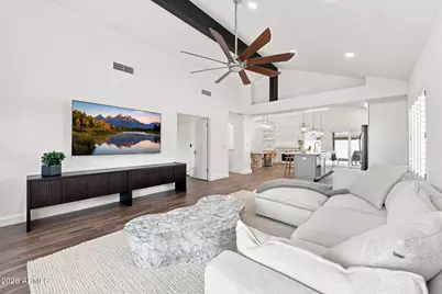 4921 E Le Marche Avenue, Scottsdale, AZ 85254 - Photo 6