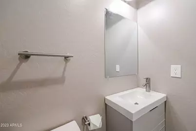 2633 N 70th Street, Scottsdale, AZ 85257 - Photo 16