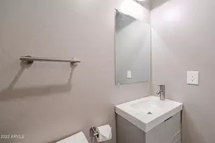 2633 N 70th St, Scottsdale, AZ 85257 - Photo 16