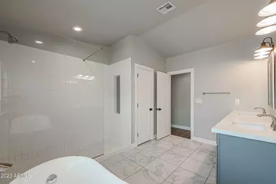 2633 N 70th Street, Scottsdale, AZ 85257 - Photo 24