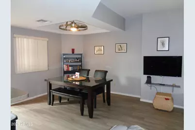 1352 E Highland Avenue #102, Phoenix, AZ 85014 - Photo 8