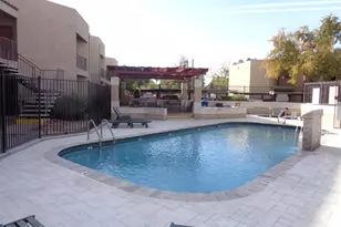 1352 E Highland Ave, Phoenix, AZ 85014 - Photo 14