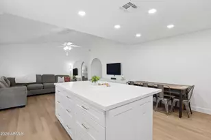 3850 E Grove Ave, Mesa, AZ 85206 - Photo 14