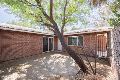 351 E Encanto Drive #B, Tempe, AZ 85281 - Photo 18