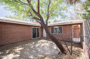351 E Encanto Dr, Tempe, AZ 85281 - Photo 18