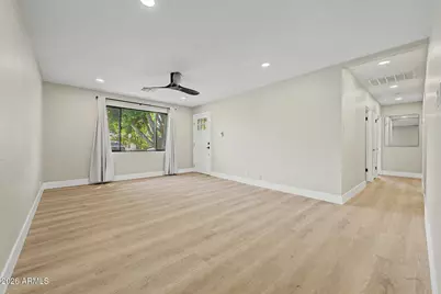 238 W Alice Avenue, Phoenix, AZ 85021 - Photo 8