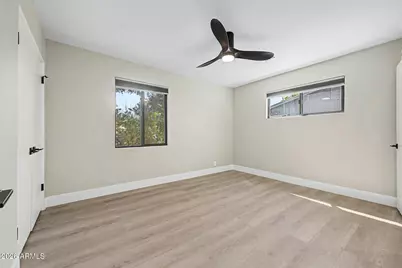 238 W Alice Avenue, Phoenix, AZ 85021 - Photo 18