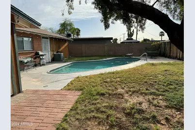8542 E Windsor Avenue, Scottsdale, AZ 85257 - Photo 4