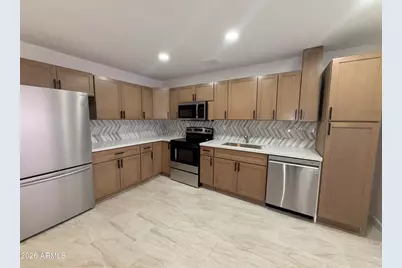 338 E Marilyn Avenue, Mesa, AZ 85210 - Photo 6
