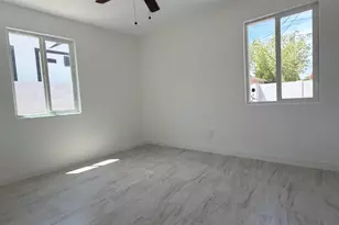 338 E Marilyn Ave, Mesa, AZ 85210 - Photo 16