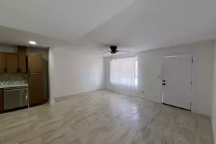 338 E Marilyn Ave, Mesa, AZ 85210 - Photo 4