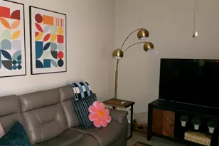 9151 W Greenway Rd, Peoria, AZ 85381 - Photo 30