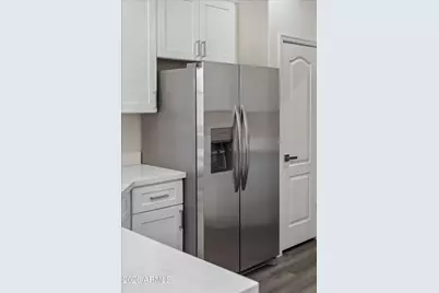 1433 N 80th Lane, Phoenix, AZ 85043 - Photo 6