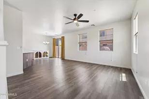 1433 N 80th Ln, Phoenix, AZ 85043 - Photo 12