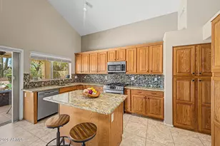 10394 E Hillery Dr, Scottsdale, AZ 85255 - Photo 10