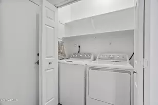 3221 N 37th St, Phoenix, AZ 85018 - Photo 14