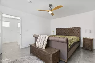 3221 N 37th St, Phoenix, AZ 85018 - Photo 8
