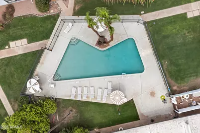 3242 E Camelback Road #204, Phoenix, AZ 85018 - Photo 32