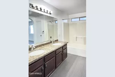 1360 S Portland Avenue, Gilbert, AZ 85296 - Photo 14