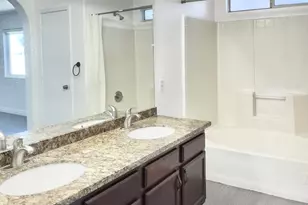 1360 S Portland Ave, Gilbert, AZ 85296 - Photo 14