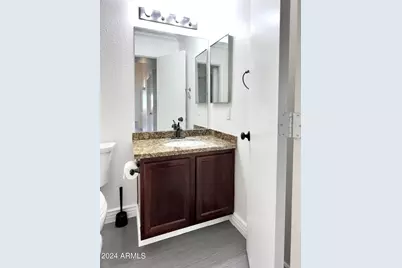 1360 S Portland Avenue, Gilbert, AZ 85296 - Photo 26