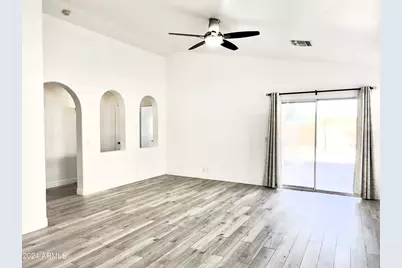 1360 S Portland Avenue, Gilbert, AZ 85296 - Photo 28