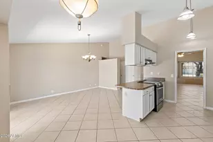 10248 W Medlock Dr, Glendale, AZ 85307 - Photo 34