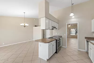 10248 W Medlock Drive, Glendale, AZ 85307 - Photo 36