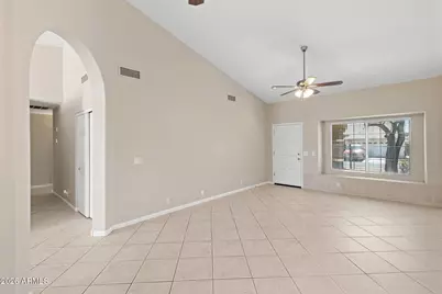 10248 W Medlock Drive, Glendale, AZ 85307 - Photo 26