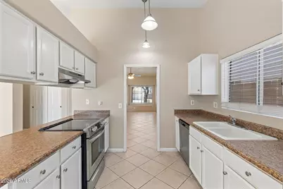 10248 W Medlock Drive, Glendale, AZ 85307 - Photo 38