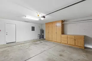 10248 W Medlock Dr, Glendale, AZ 85307 - Photo 6