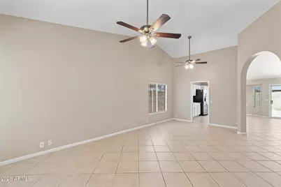 10248 W Medlock Drive, Glendale, AZ 85307 - Photo 24