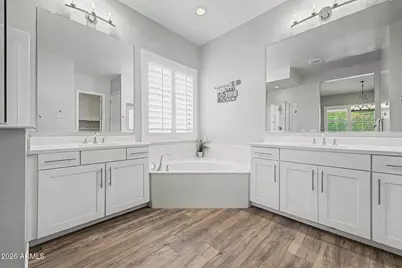 9349 W Louise Drive, Peoria, AZ 85383 - Photo 34